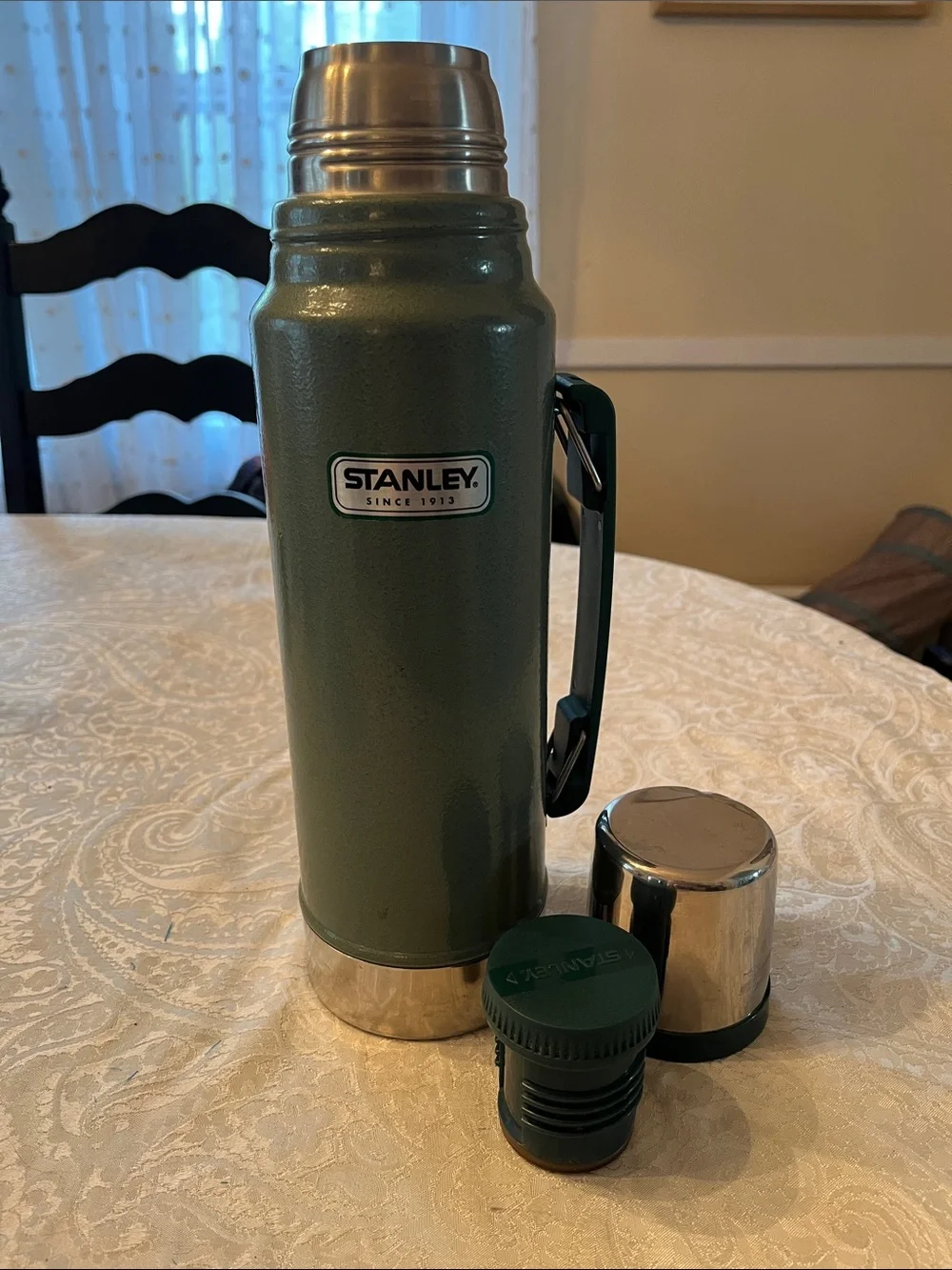 Stanley Green Thermos 1 liter Vacuum Flask with Stainless Accents Small dent top - Picture 1 of 7